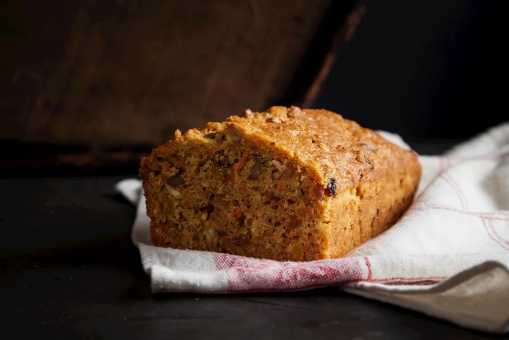 Olive-oil-carrot-and-apple-bread
